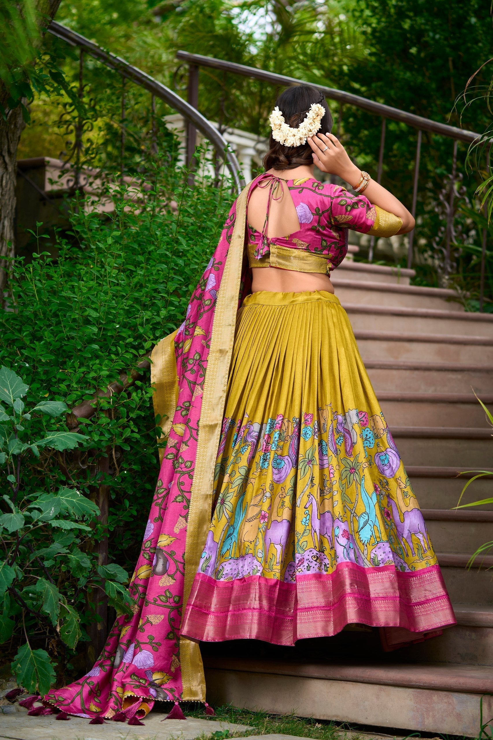 Regal Fuchsia & Golden Mustard Kalamkari Dola Silk Lehenga Set – A Masterpiece of Heritage & Elegance