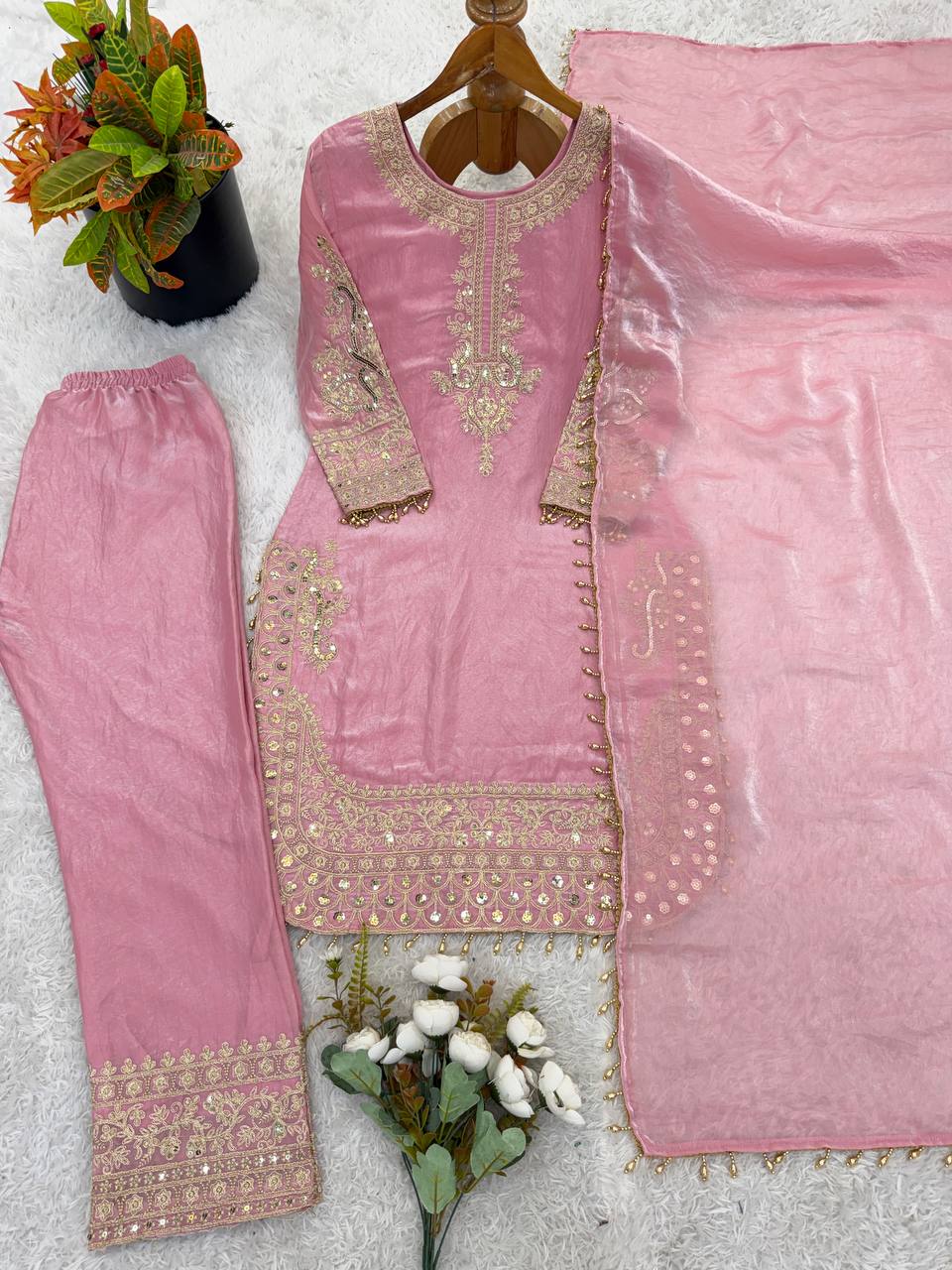 Designer Roman Glass Silk Embroidered Set
