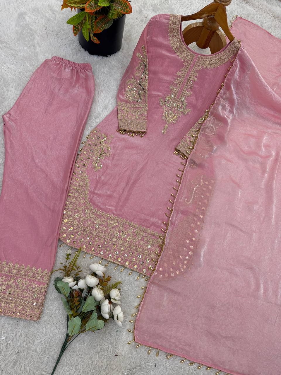 Designer Roman Glass Silk Embroidered Set