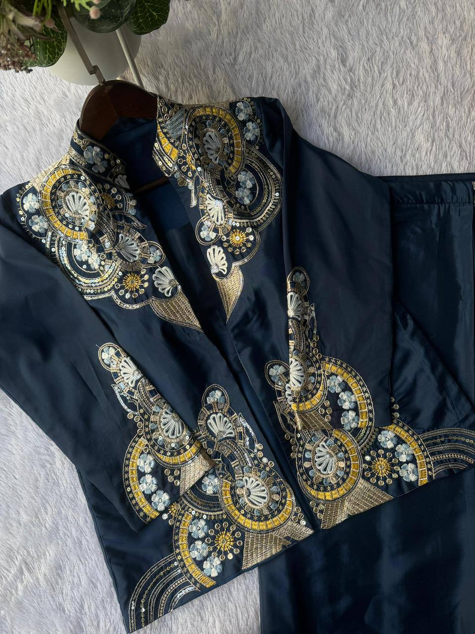 DESIGNER WEAR LAHENGA SAREE WITH LONG BLOUSE AND HEAVY EMBROIDERY WORK