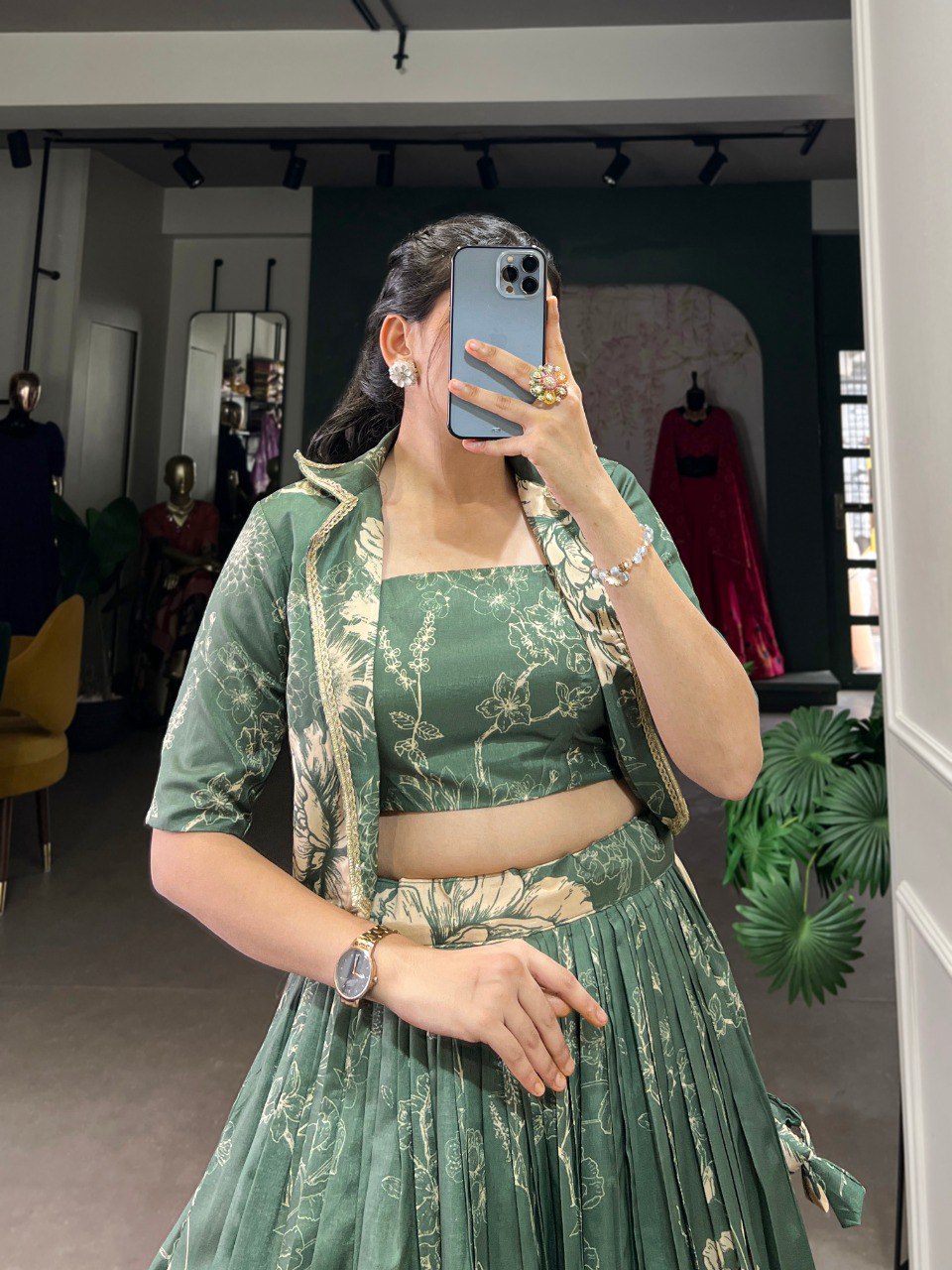 Ethereal Radiance: Mauve Tussar Silk Lehenga with Jacket ( koti )
