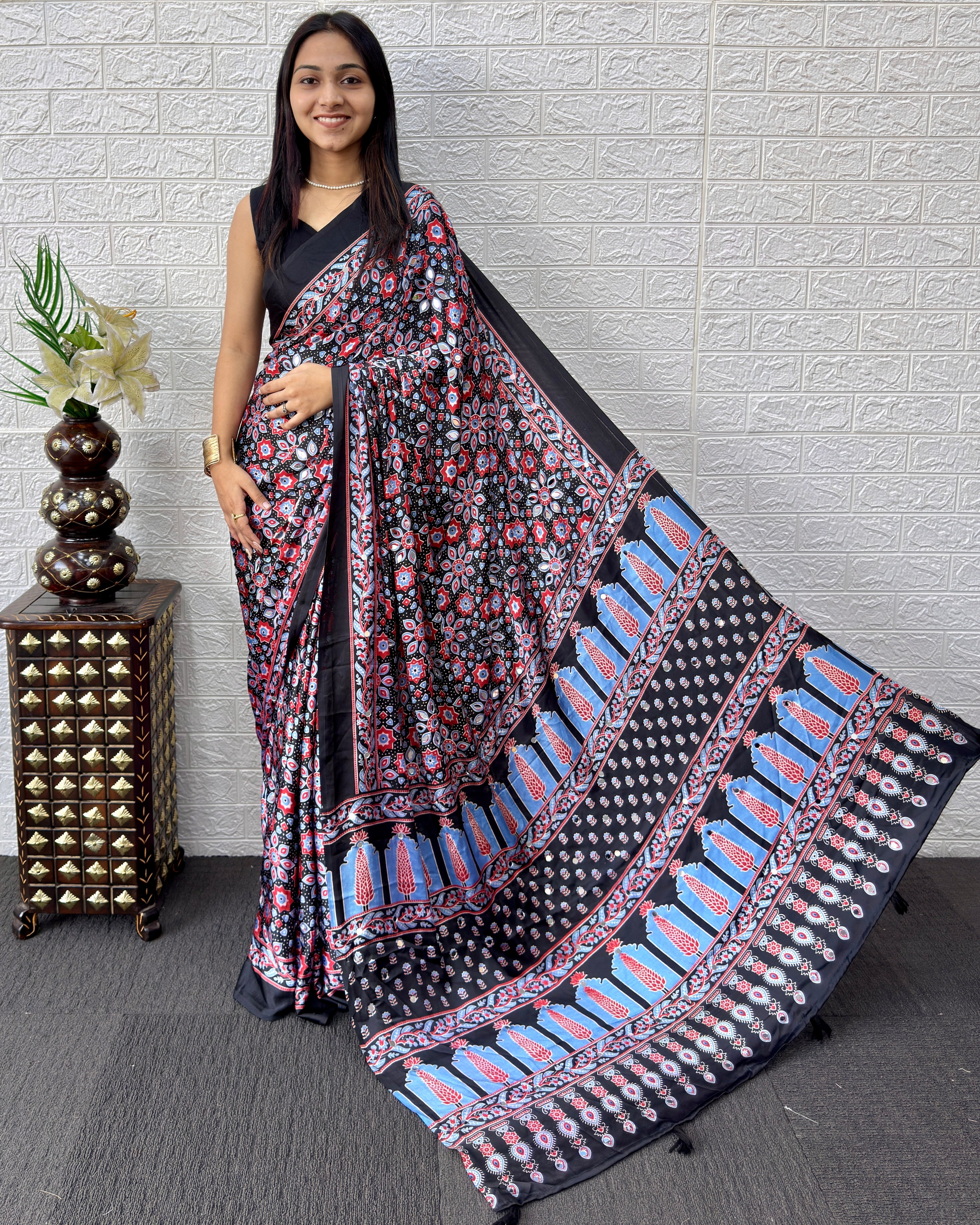 Black Modal Silk Saree with Geometric Floral Print & Heritage Designer Pallu | Festive & Party Wear Saree
