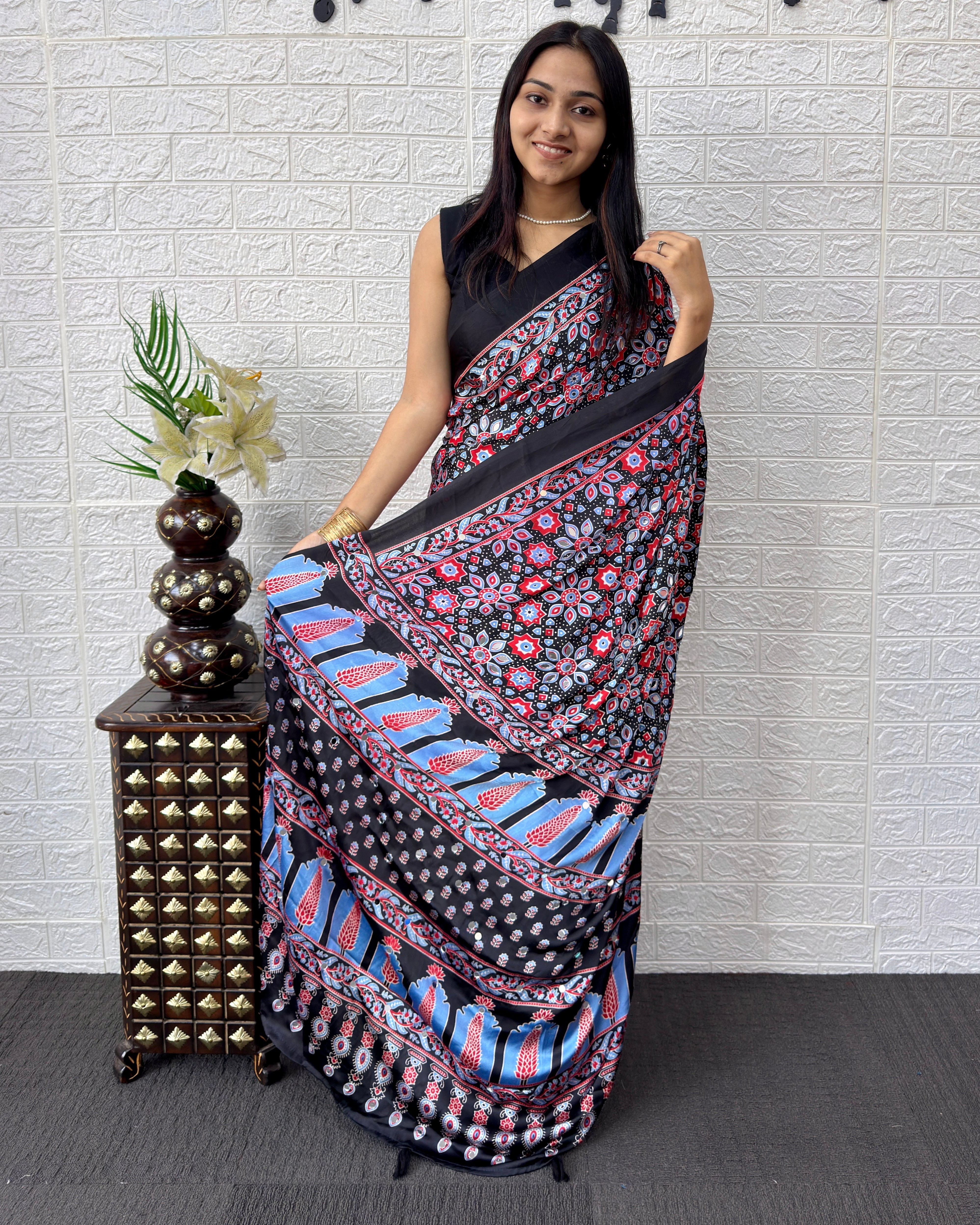 Black Modal Silk Saree with Geometric Floral Print & Heritage Designer Pallu | Festive & Party Wear Saree