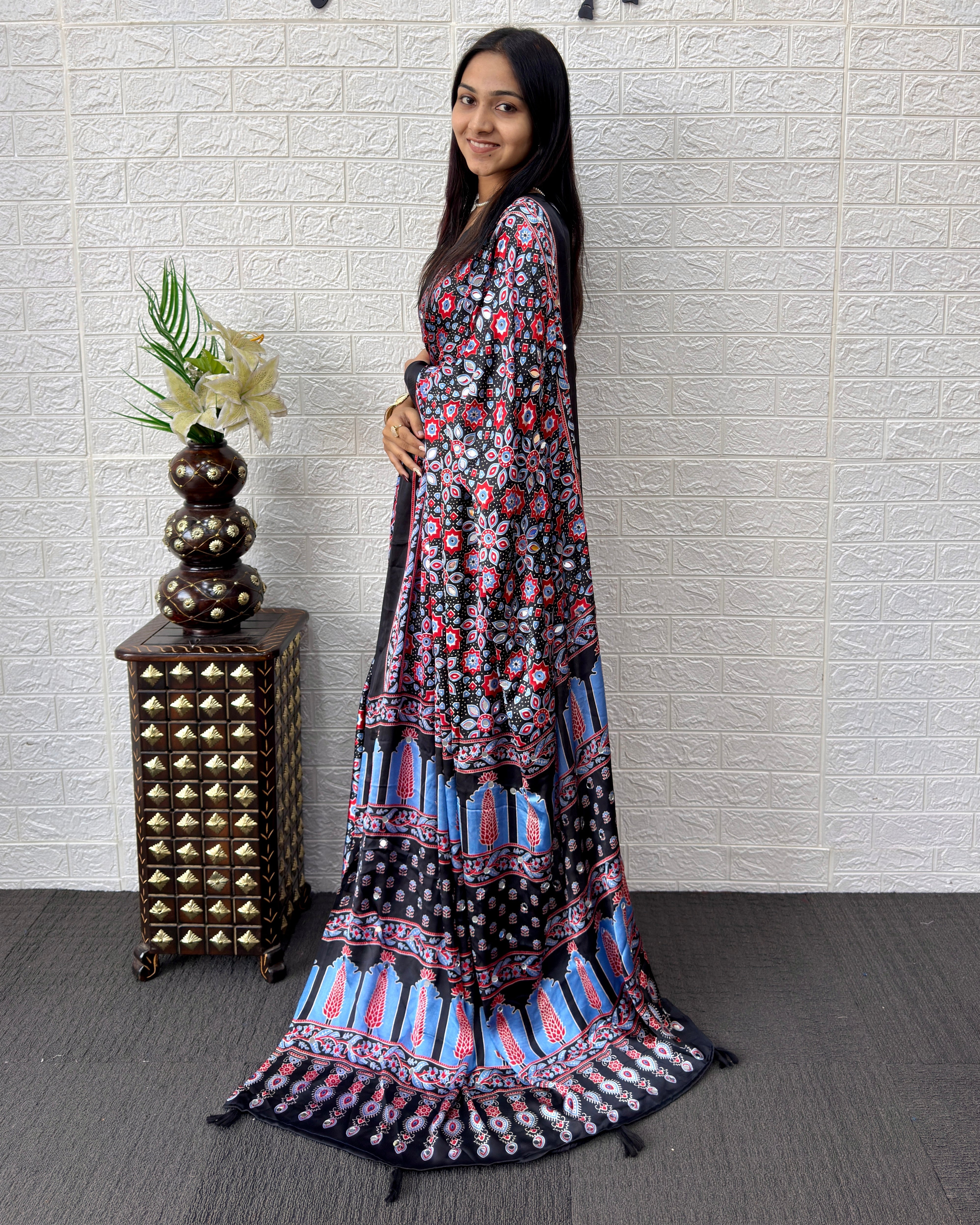 Black Modal Silk Saree with Geometric Floral Print & Heritage Designer Pallu | Festive & Party Wear Saree