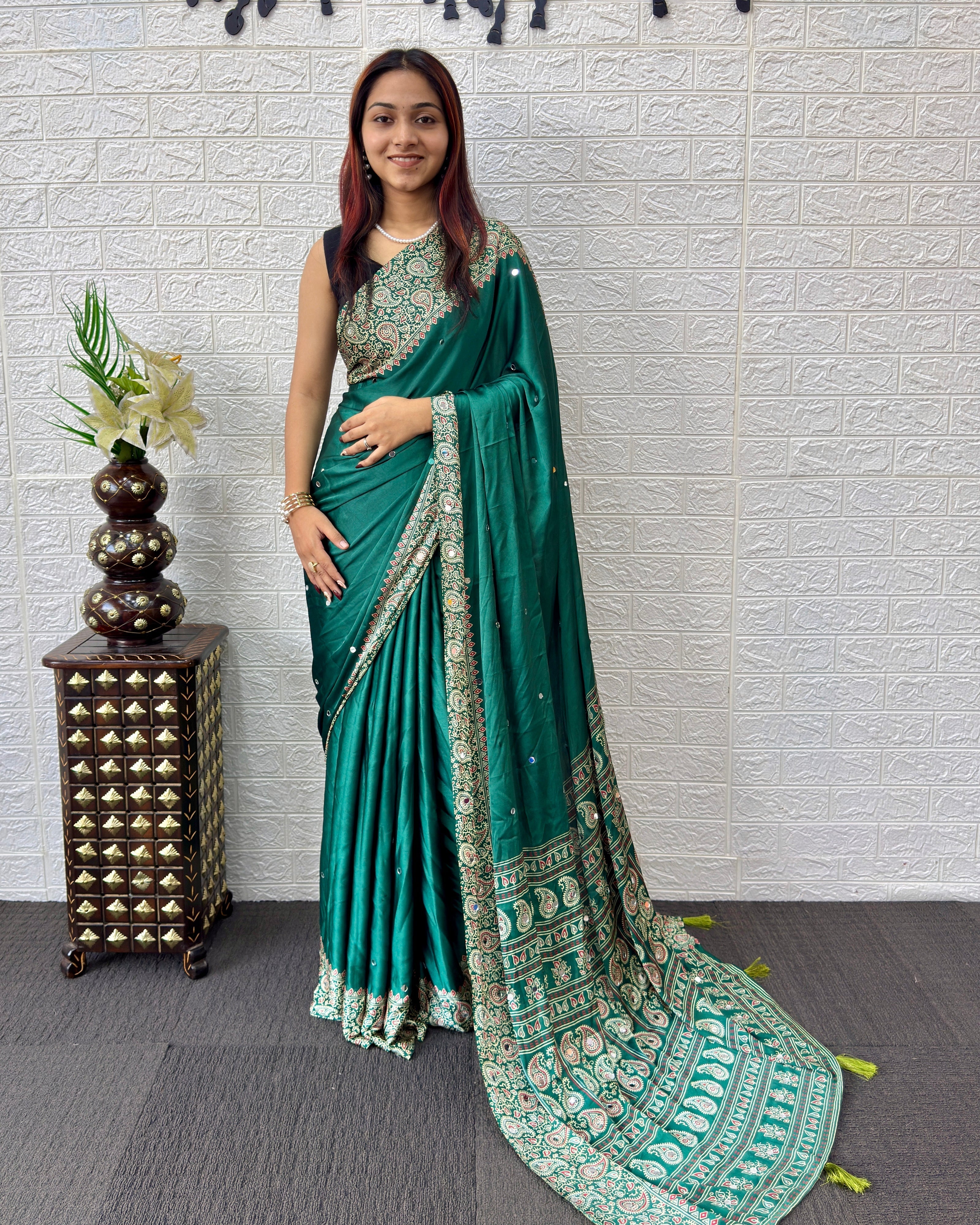 Emerald Green Satin Silk Saree with Kashmiri Paisley Print Pallu & Designer Border | Festive & Wedding Wear Saree