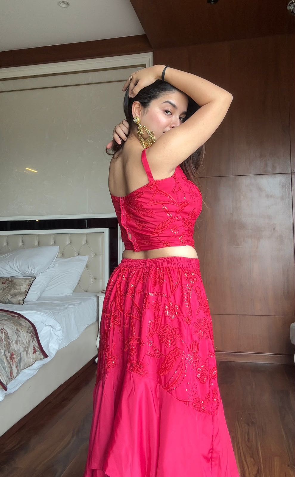 REAL MODLING OF RUFFLED LAYERED LEHENGA