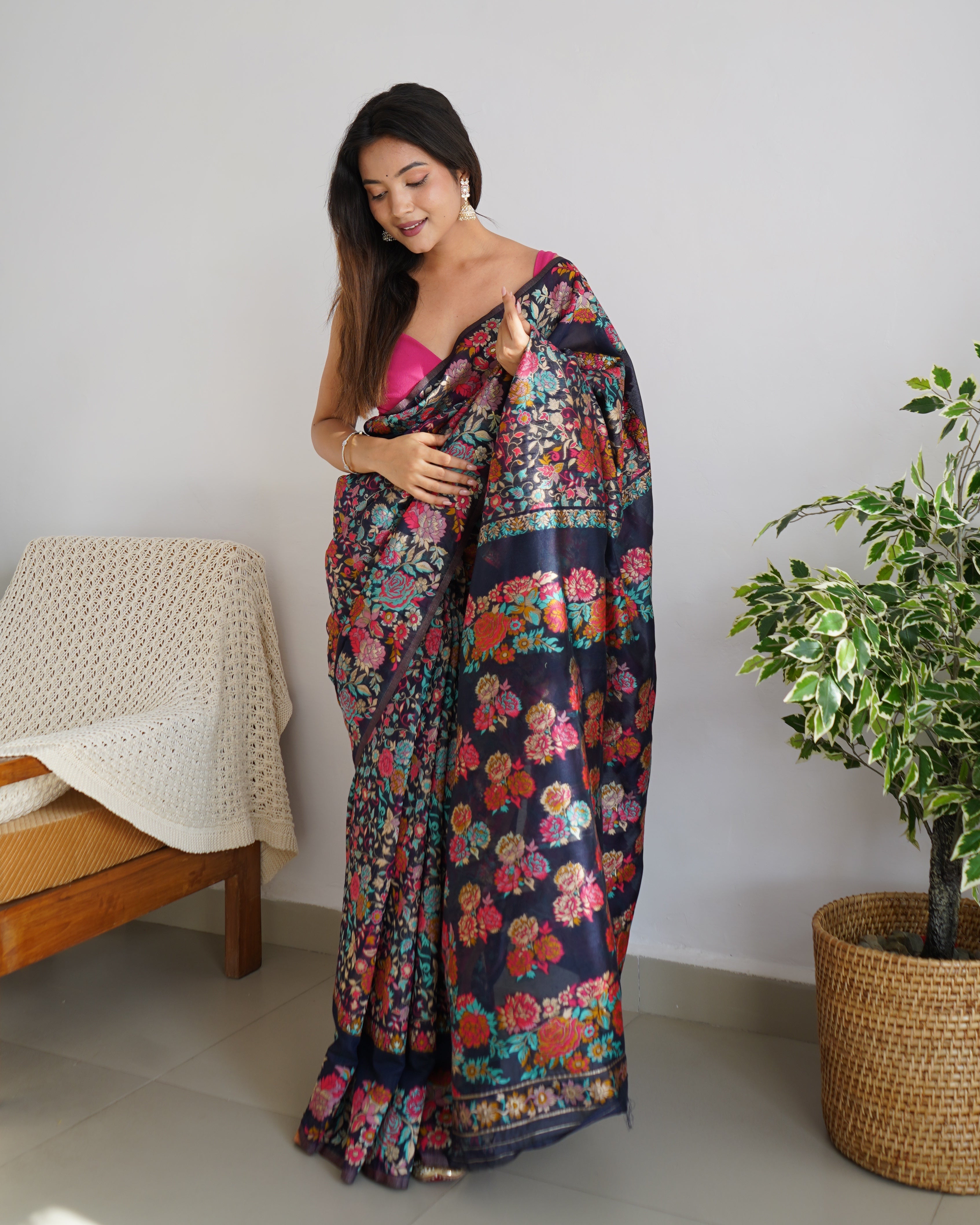 Cotton Kachhi work Multi Thrade Kashmiri Pashmina Saree