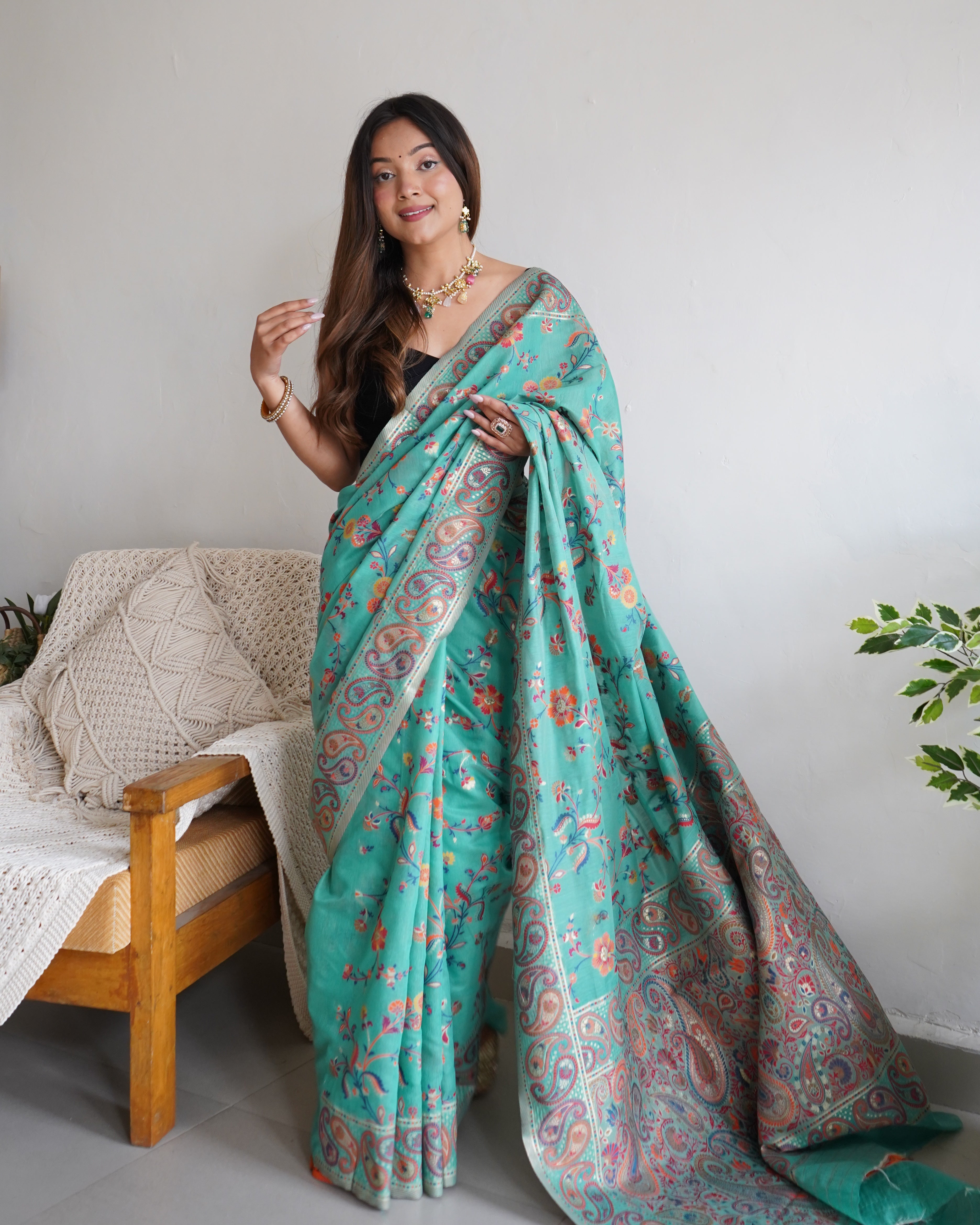 Cotton Kachhi Work Kashmiri Pashmina Multi Thrade Saree