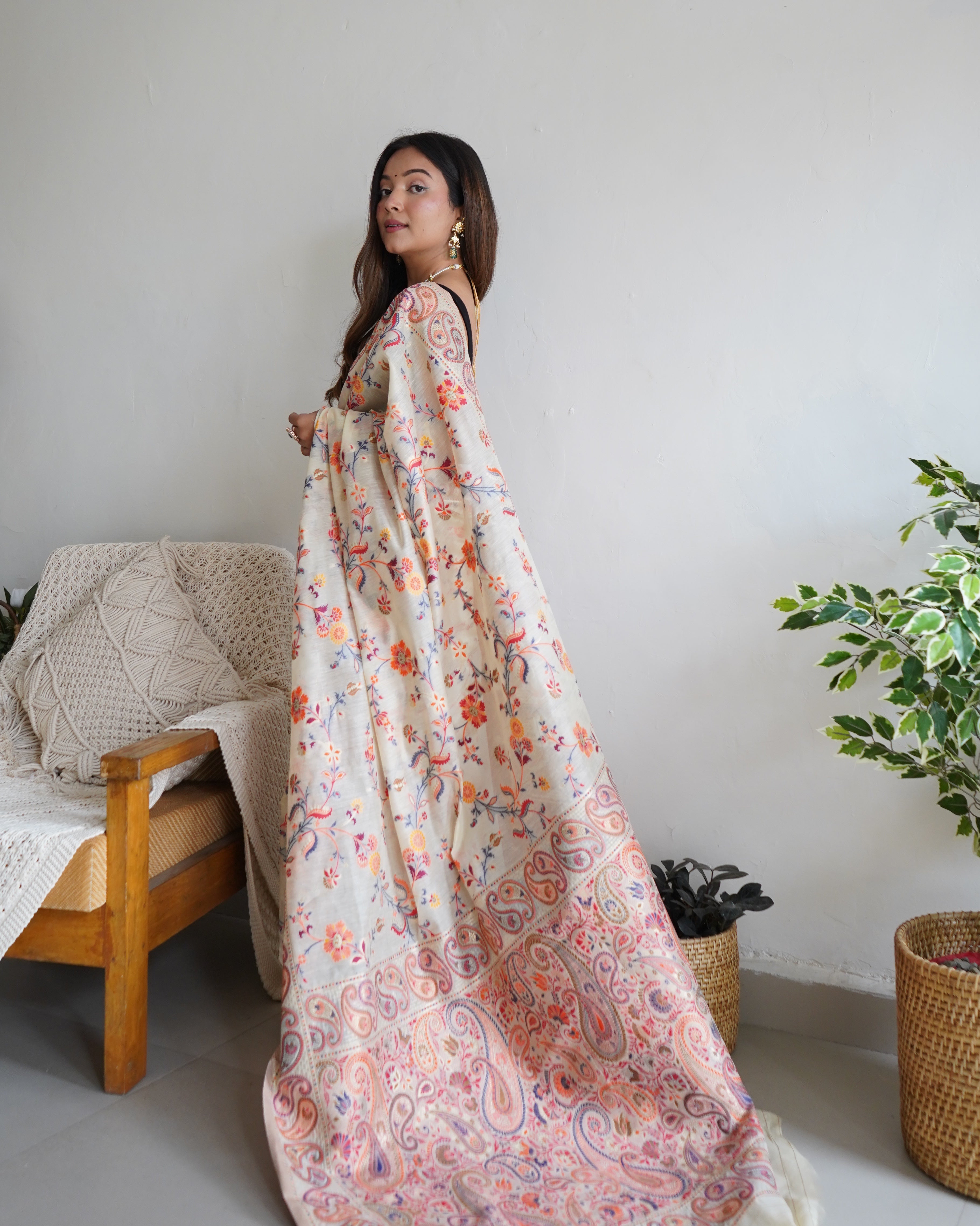 Cotton Kachhi Work Kashmiri Pashmina Multi Thrade Saree