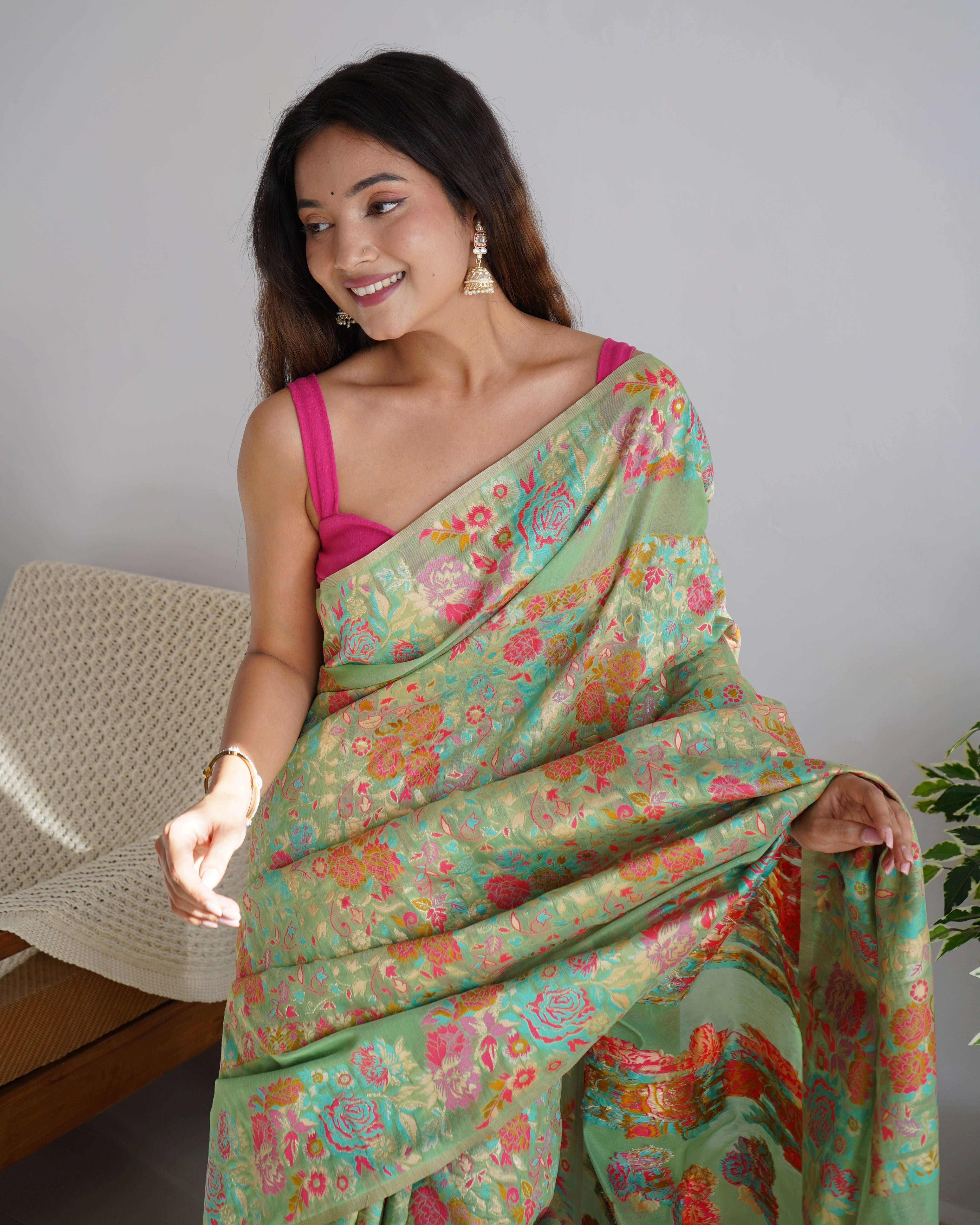 Cotton Kachhi work Multi Thrade Kashmiri Pashmina Saree