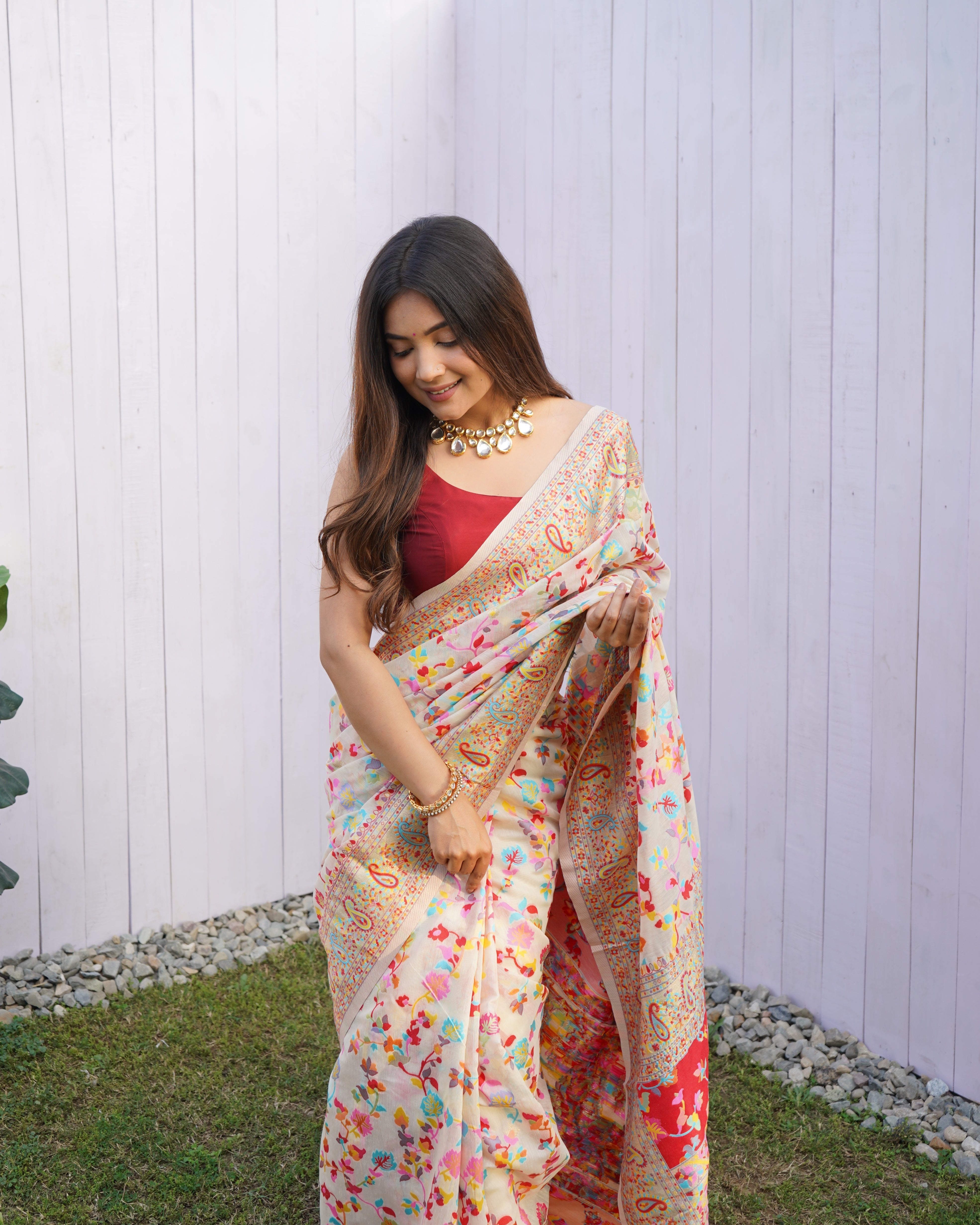 Kashmiri Pashmina Cotton Kachhi Work Multi Thrade Saree