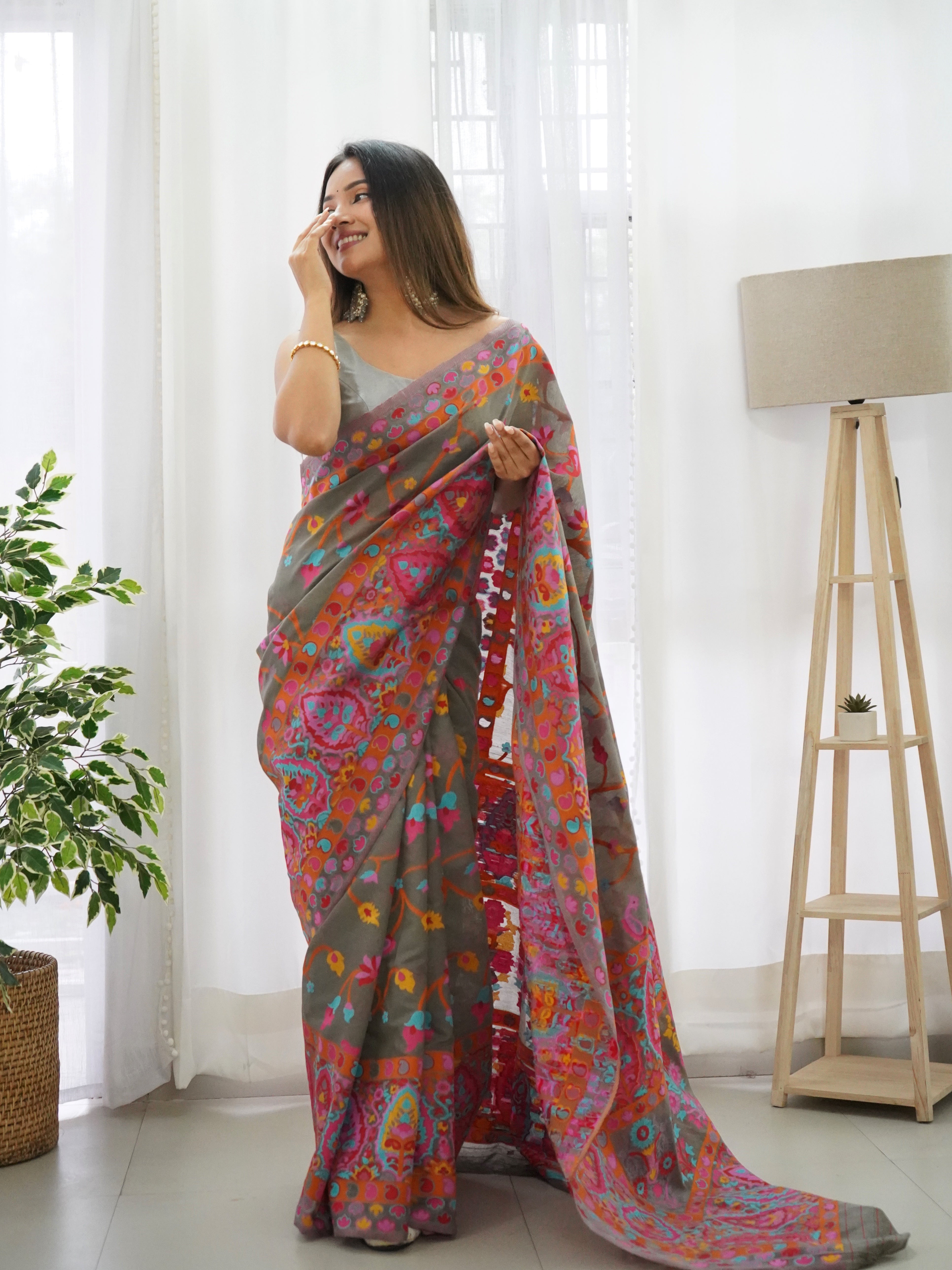 Cotton Kachhi work Multi Thrade Kashmiri Pashmina Saree