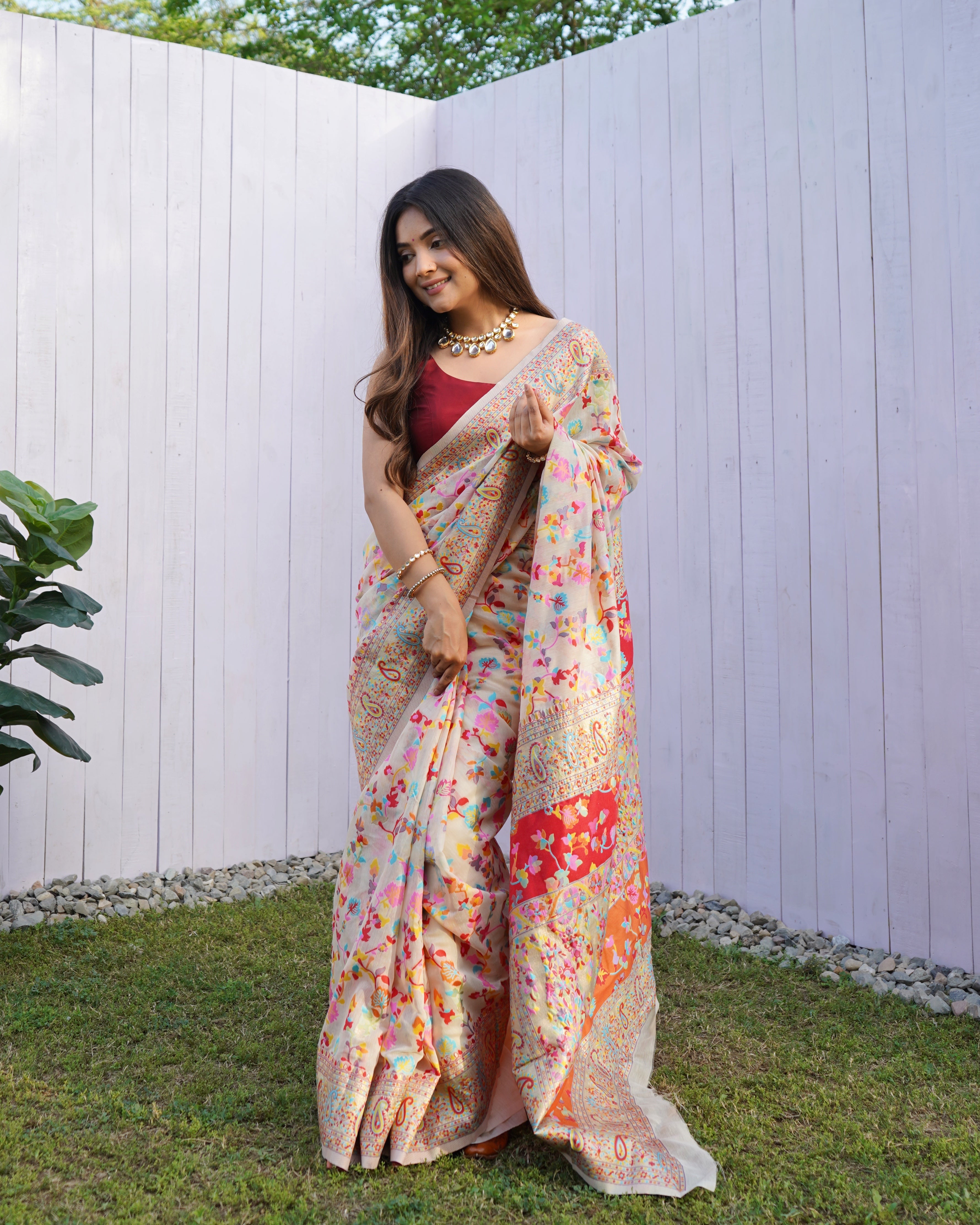 Kashmiri Pashmina Cotton Kachhi Work Multi Thrade Saree