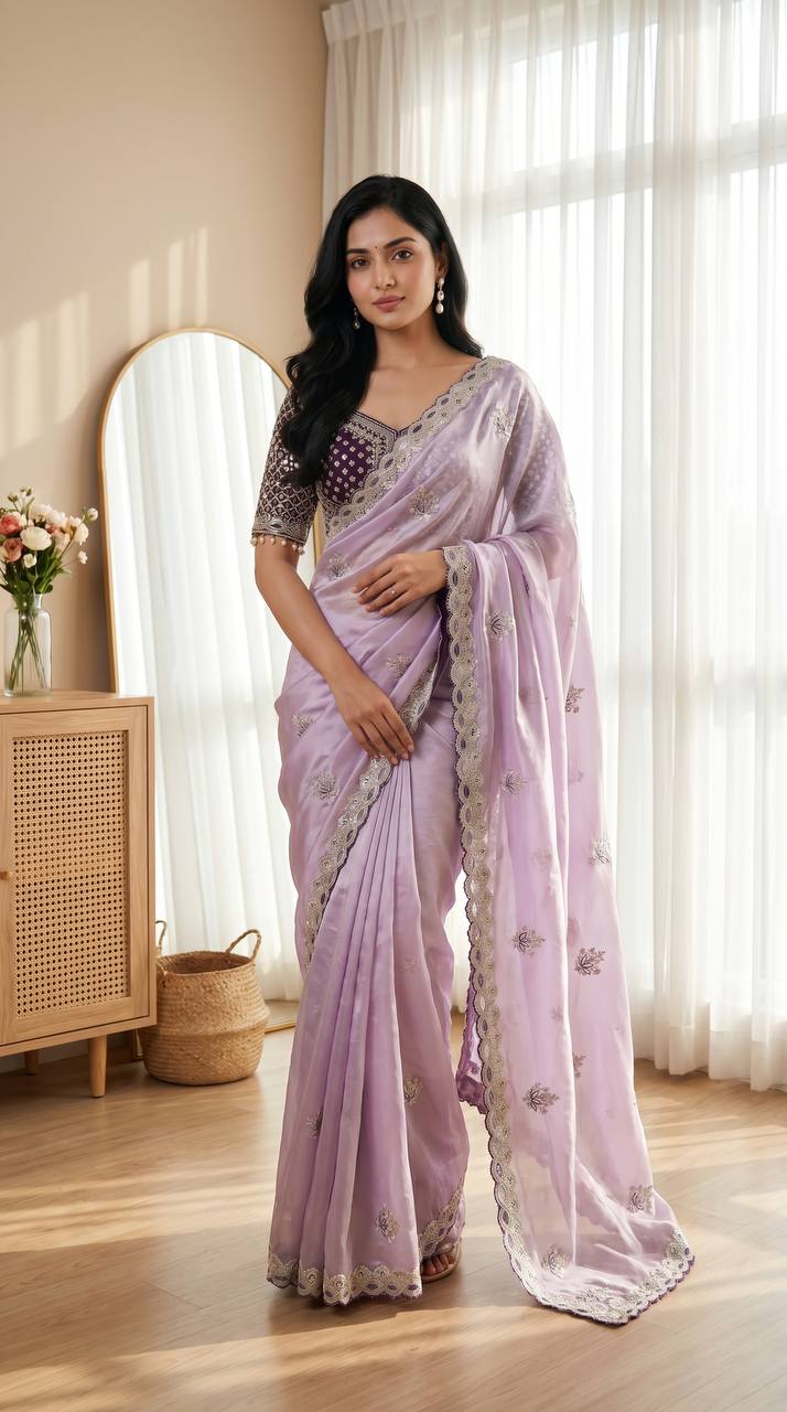 Lavender Ready Made Mirror Blouse with Designer Cut Border Saree