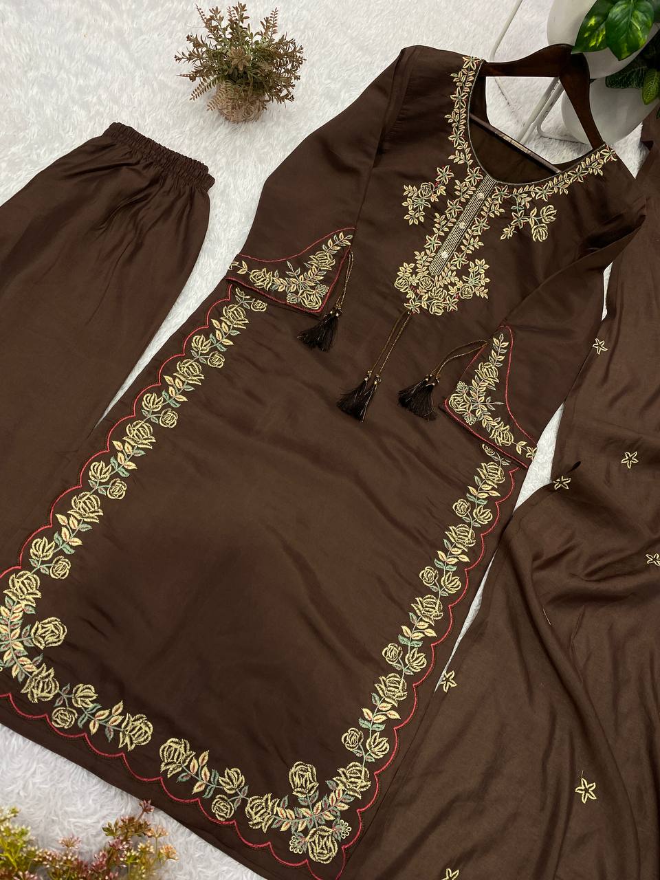 Elegant Designer Three-Piece Ethnic Suit Set with Intricate Neckline Embroidery