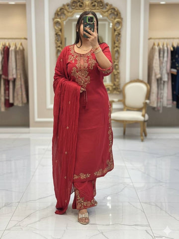 Elegant Designer Three-Piece Ethnic Suit Set with Intricate Neckline Embroidery