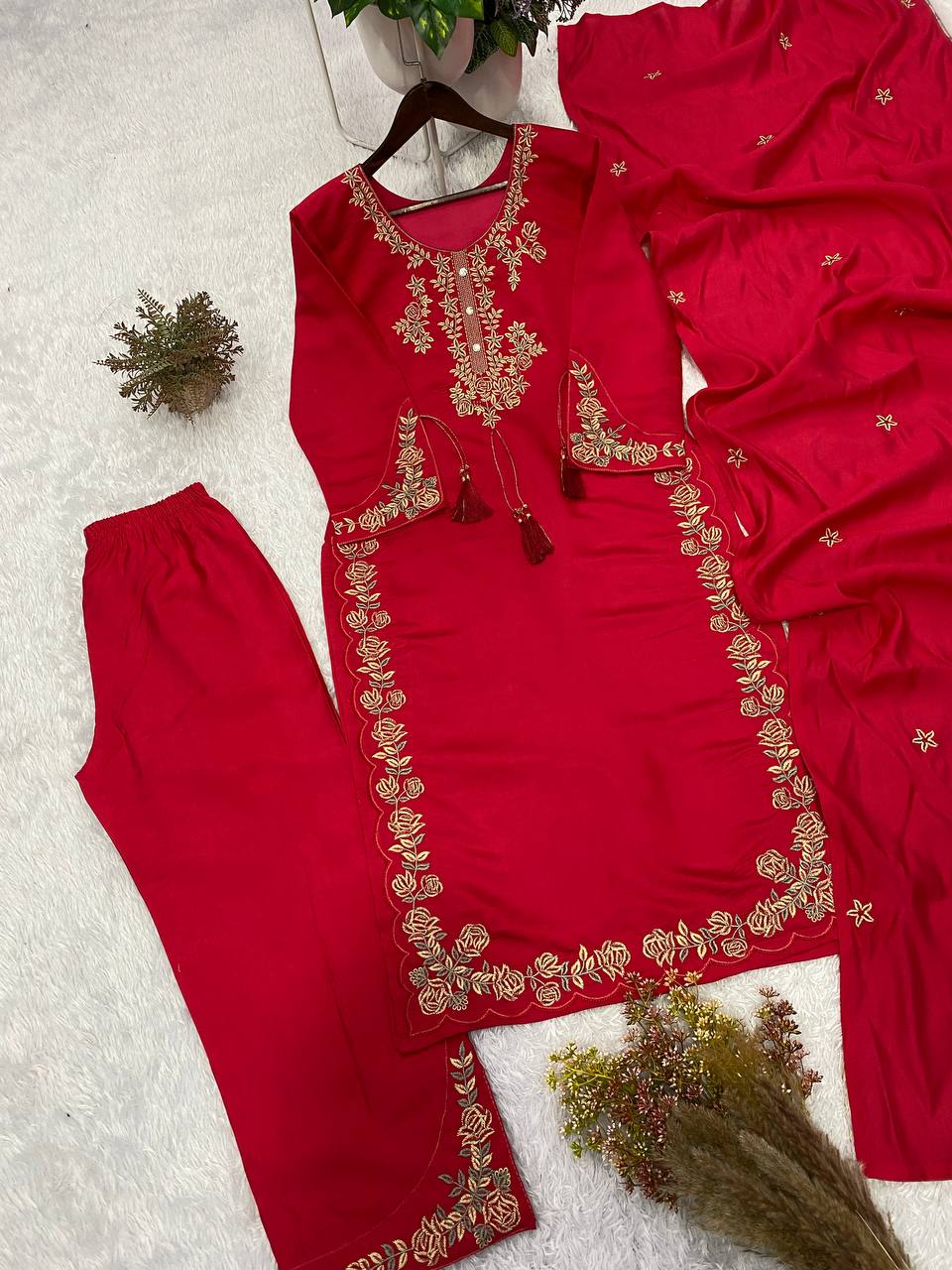 Elegant Designer Three-Piece Ethnic Suit Set with Intricate Neckline Embroidery