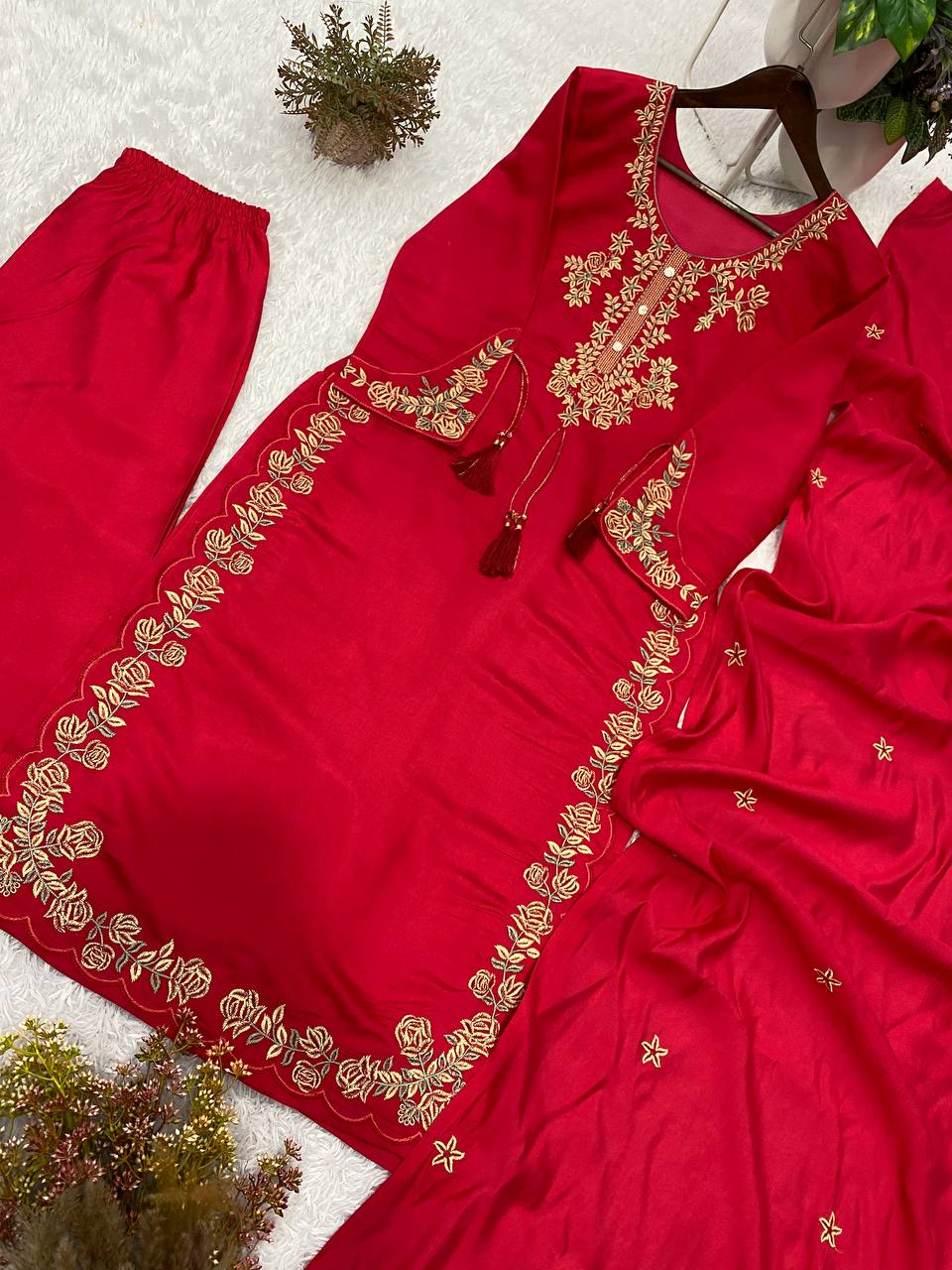 Elegant Designer Three-Piece Ethnic Suit Set with Intricate Neckline Embroidery