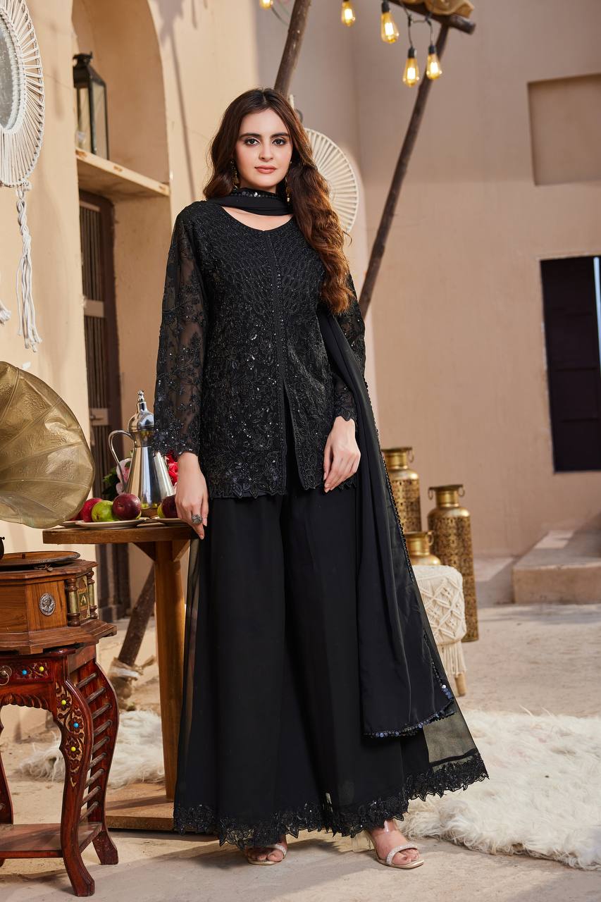 A perfect blend of elegance, glamour and contemporary ethnic style