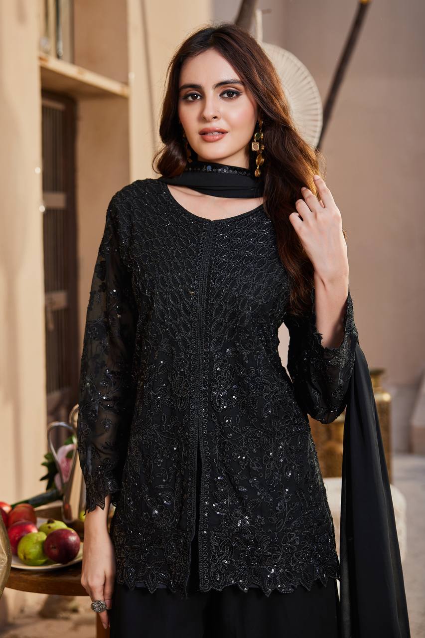A perfect blend of elegance, glamour and contemporary ethnic style
