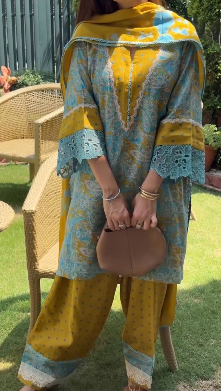 Women's Pure Printed Cambric Cotton Party Wear Farshi Palazzo Suit Set with GPU Lace Border