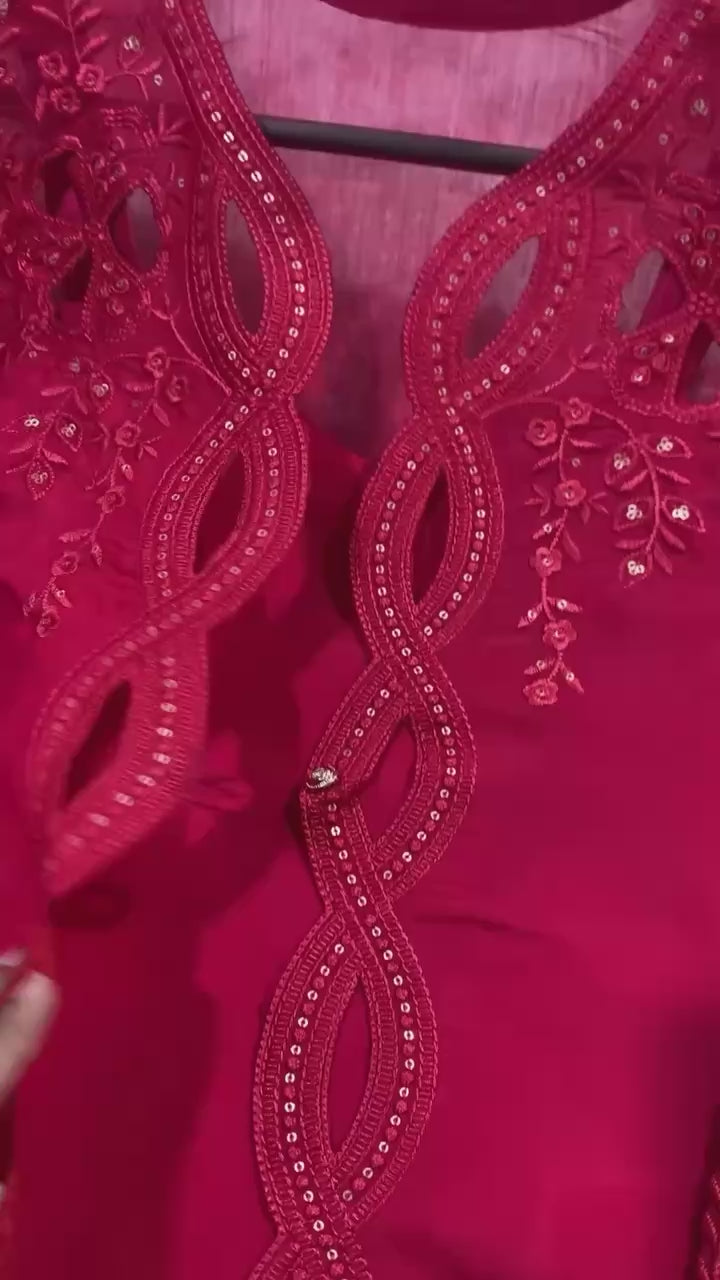 Real Model Palazzo & Shrug Pair – Elegant Statement Look